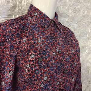 Banana Republic print button down with epa…